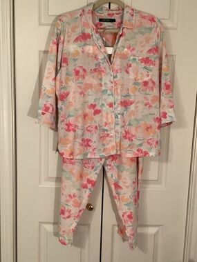 Lauren Ralph Lauren Pastel Floral Pink and Peach Pajama Set Large